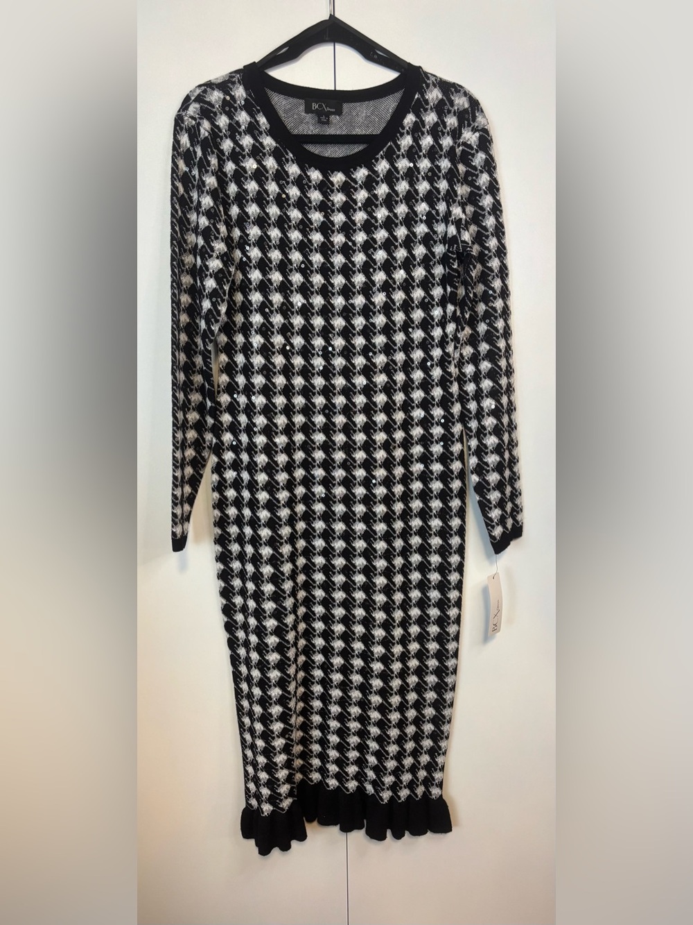 BCX Black and White Houndstooth Knit Long Sleeve Dress